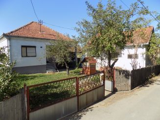 Kuća-Mladenovac-Međulužje